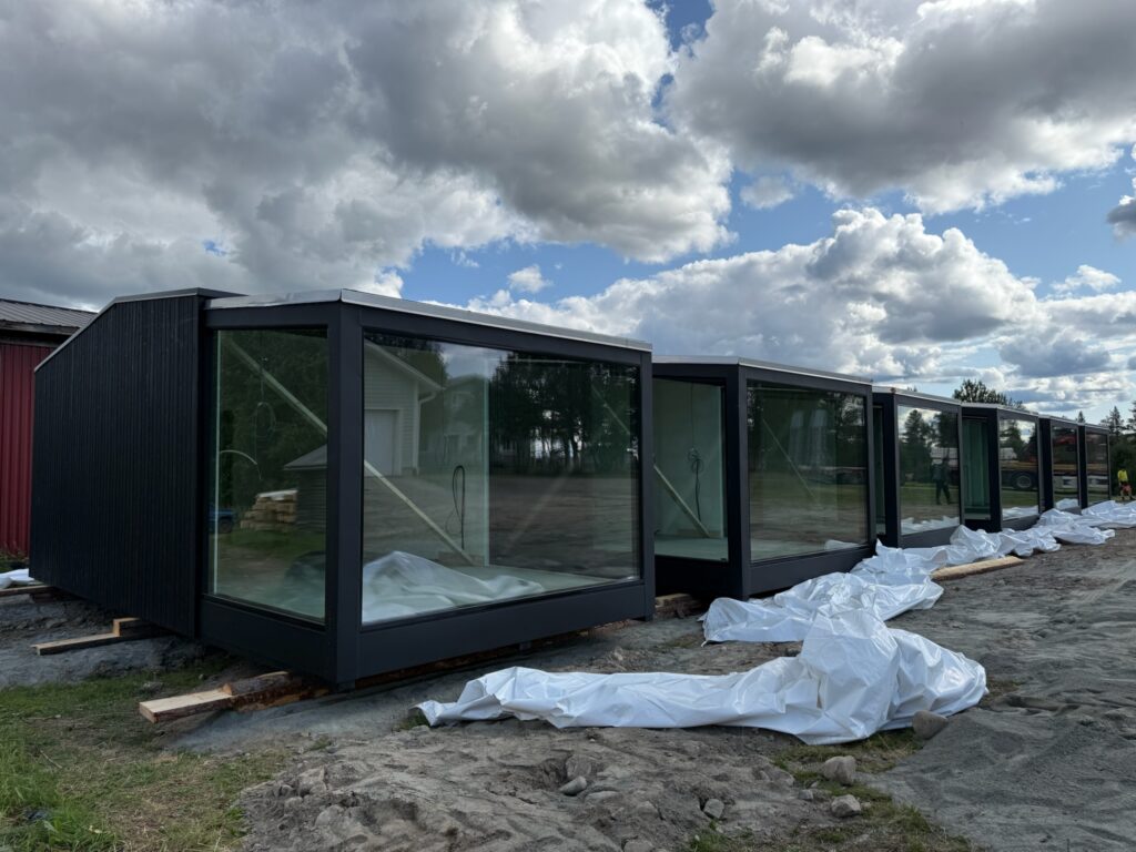 HARJA28_mallin lasi-iglutoimitus Kuusamoon